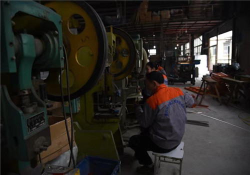 抖阴污版下载大全加工车间